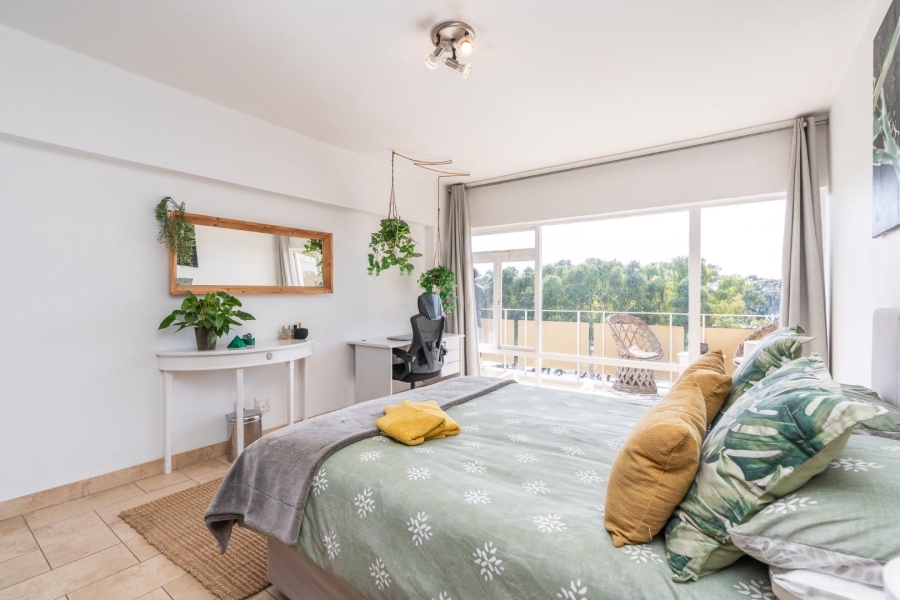 2 Bedroom Property for Sale in Green Point Western Cape